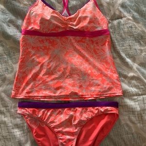 Athleta tankini Large